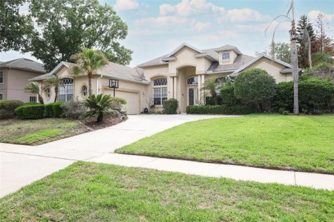 Villa ou maison à Oviedo, Floride 4 chambres, 250.09 m2 № 2110806