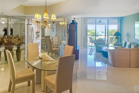 Condominio en alquiler en Lauderhill, Florida, 2 dormitorios, 149.29 m2 № 1979215 - foto 7