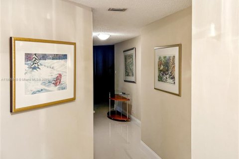 Condominio en alquiler en Lauderhill, Florida, 2 dormitorios, 149.29 m2 № 1979215 - foto 19