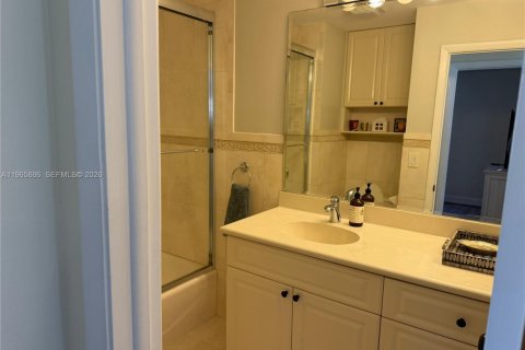 Купить виллу или дом в Купер-Сити, Флорида 3 комнаты, 149.67м2, № 2027488 - фото 15