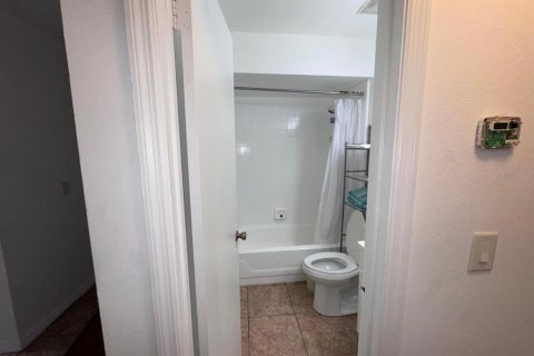 Купить кондоминиум в Орландо, Флорида 4 комнаты, 93.46м2, № 2219567 - фото 15
