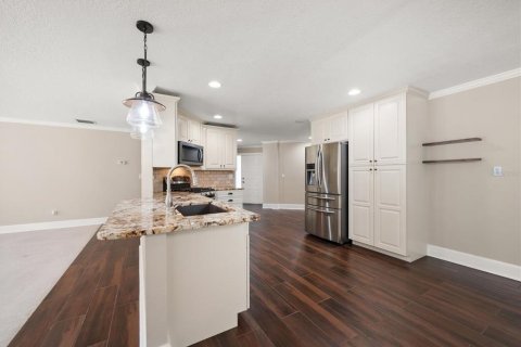 Villa ou maison à vendre à Tampa, Floride: 2 chambres, 178.74 m2 № 2436775 - photo 21