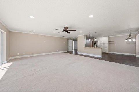 Villa ou maison à vendre à Tampa, Floride: 2 chambres, 178.74 m2 № 2436775 - photo 27