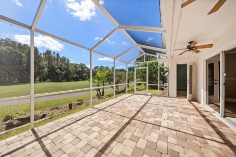 Villa ou maison à vendre à Tampa, Floride: 2 chambres, 178.74 m2 № 2436775 - photo 25