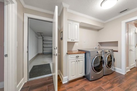 Villa ou maison à vendre à Tampa, Floride: 2 chambres, 178.74 m2 № 2436775 - photo 16