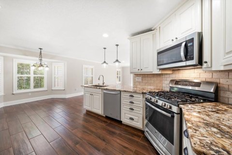 Villa ou maison à vendre à Tampa, Floride: 2 chambres, 178.74 m2 № 2436775 - photo 5