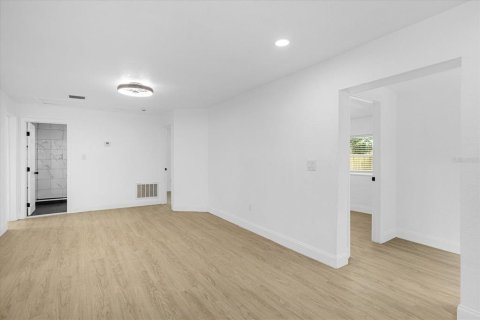 Villa ou maison à louer à Orlando, Floride: 3 chambres, 107.4 m2 № 1786871 - photo 24