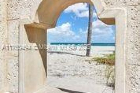 Copropriété à vendre à Hollywood, Floride: 2 chambres, 116.31 m2 № 1958101 - photo 3