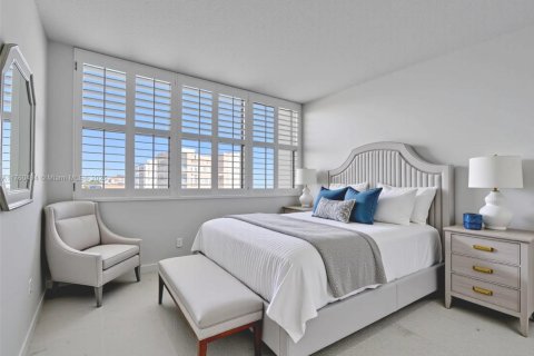 Copropriété à vendre à Hollywood, Floride: 2 chambres, 116.31 m2 № 1958101 - photo 22