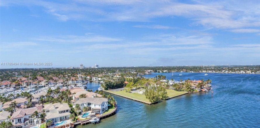 Condo à Hollywood, Floride, 2 chambres № 1958101