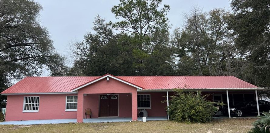 House in Silver Springs Shores, Florida 3 bedrooms, 167.22 sq.m. № 1511300