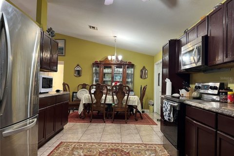 House in Silver Springs Shores, Florida 3 bedrooms, 167.22 sq.m. № 1511300 - photo 7