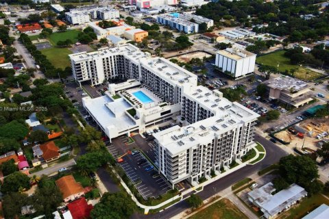 Villa ou maison à louer à North Miami, Floride: 3 chambres, 47955.41 m2 № 1963672 - photo 3