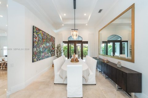 Villa ou maison à vendre à Miami, Floride: 5 chambres, 404.22 m2 № 2085423 - photo 6