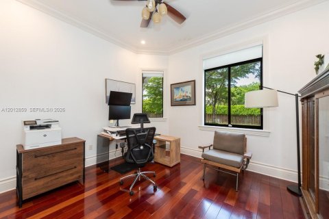 Villa ou maison à vendre à Miami, Floride: 5 chambres, 404.22 m2 № 2085423 - photo 22