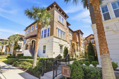 Touwnhouse à Lake Mary, Floride 4 chambres, 232.16 m2 № 2117109