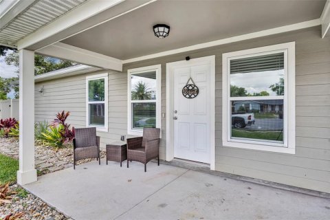 Casa en venta en Casselberry, Florida, 4 dormitorios, 111.39 m2 № 1815961 - foto 2