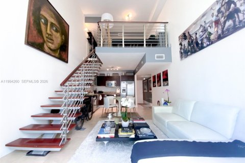 Кондоминиум с 1 спальней в Майами, Флорида № 2055888