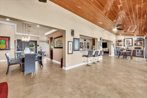 Casa en venta en Miramar, Florida, 4 dormitorios, 272.58 m2 № 1976088 - foto 19