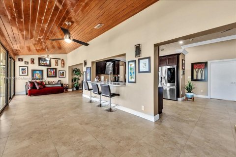 Casa en venta en Miramar, Florida, 4 dormitorios, 272.58 m2 № 1976088 - foto 24