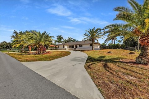 Casa en venta en Miramar, Florida, 4 dormitorios, 272.58 m2 № 1976088 - foto 8