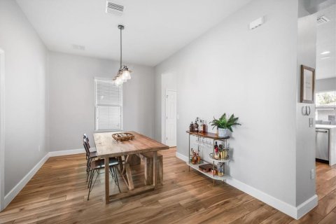 Casa en alquiler en Riverview, Florida, 3 dormitorios, 213.3 m2 № 1900044 - foto 5