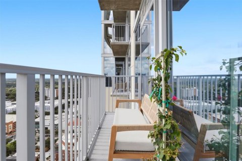 Condo in Orlando, Florida, 2 bedrooms  № 2222532 - photo 28