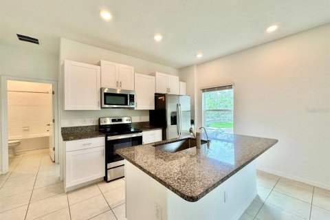 Touwnhouse à louer à Tampa, Floride: 3 chambres, 180.69 m2 № 2151191 - photo 10