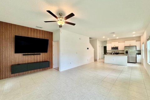 Touwnhouse à louer à Tampa, Floride: 3 chambres, 180.69 m2 № 2151191 - photo 5