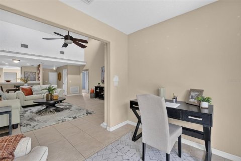 Condo in Tavares, Florida, 2 bedrooms № 2267086 - photo 28