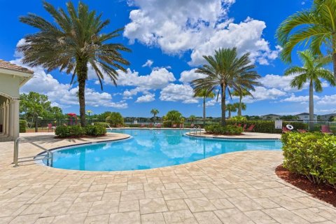 Casa en venta en Saint Lucie, Florida, 3 dormitorios, 257.43 m2 № 1917225 - foto 25