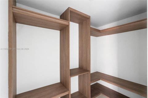 Adosado en venta en Miami, Florida, 3 dormitorios, 207.82 m2 № 2025408 - foto 21