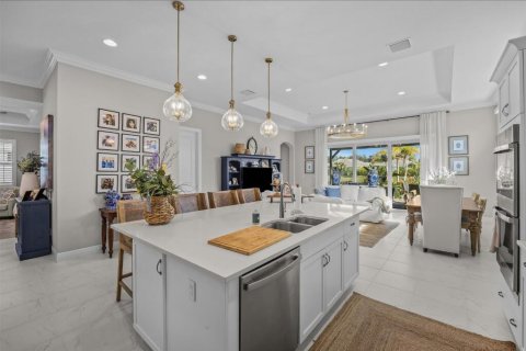 Villa ou maison à vendre à Port St. Lucie, Floride: 3 chambres, 211.63 m2 № 2390134 - photo 4