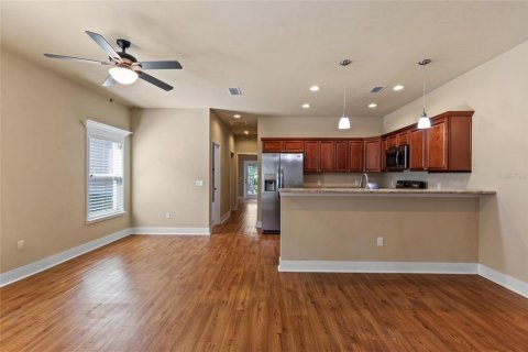 Townhouse in Alachua, Florida 2 bedrooms, 84.54 sq.m. № 1740801 - photo 6