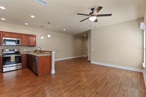 Townhouse in Alachua, Florida 2 bedrooms, 84.54 sq.m. № 1740801 - photo 7