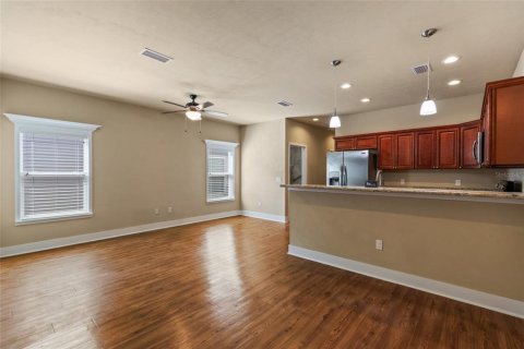 Townhouse in Alachua, Florida 2 bedrooms, 84.54 sq.m. № 1740801 - photo 5