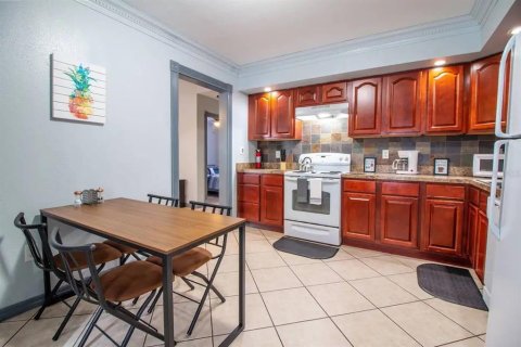 Villa ou maison à louer à Orlando, Floride: 3 chambres, 95.04 m2 № 531272 - photo 3