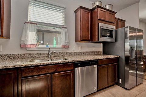 House in Ocala, Florida 2 bedrooms, 130.53 sq.m. № 1723198 - photo 5