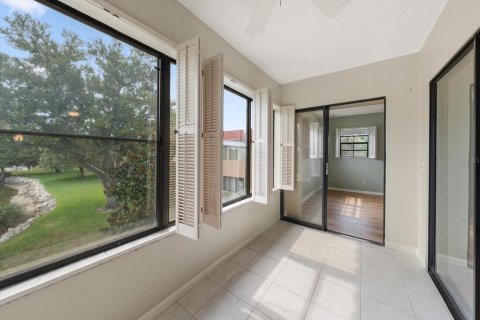 Condo in Belleair, Florida, 2 bedrooms  № 2208317 - photo 22