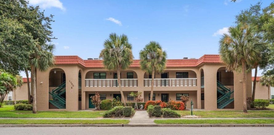 Condo in Belleair, Florida, 2 bedrooms  № 2208317