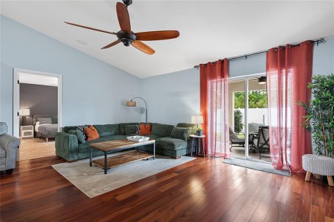 House in Palm Coast, Florida 3 bedrooms, 153.85 sq.m. № 1908716 - photo 9