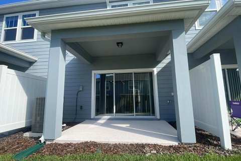 Townhouse in Davenport, Florida 3 bedrooms, 157.84 sq.m. № 2329627 - photo 15