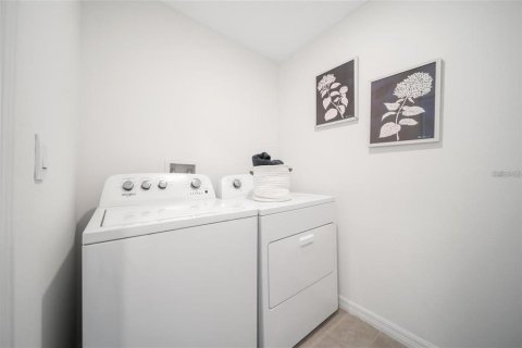 Casa en alquiler en Wimauma, Florida, 4 dormitorios, 209.96 m2 № 1910796 - foto 14