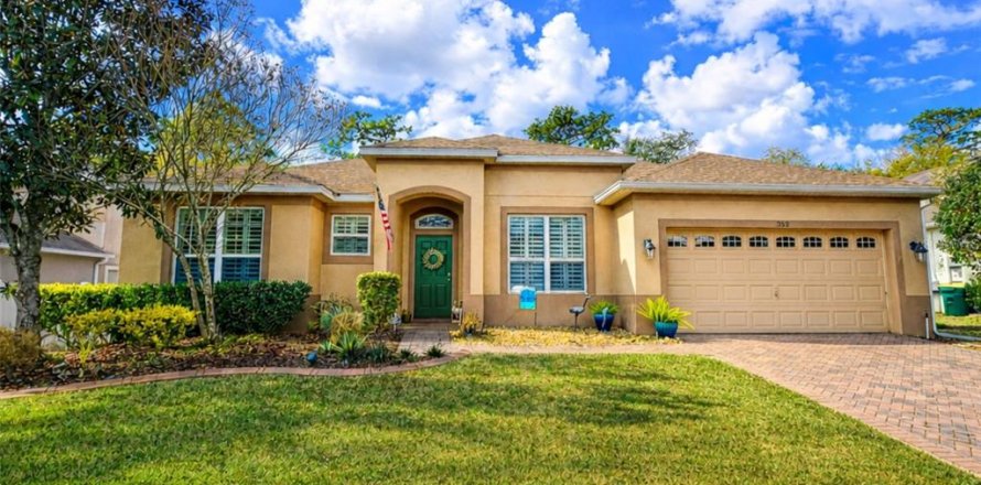 Casa en DeLand, Florida 4 dormitorios, 273.88 m2 № 2157340