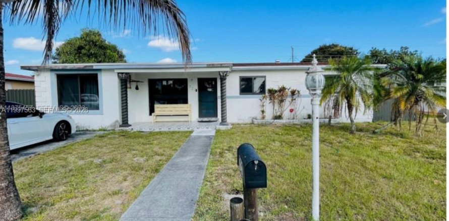 Casa en Pembroke Pines, Florida 4 dormitorios, 107.86 m2 № 2064276