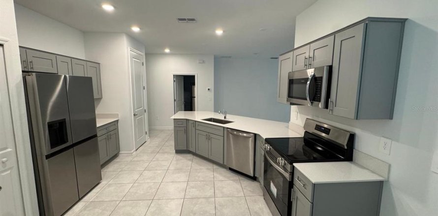 Villa ou maison à Eagle Lake, Floride 5 chambres, 296.08 m2 № 1847294