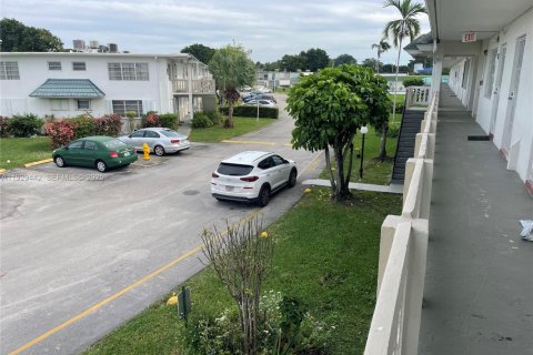 Купить кондоминиум в Майами-Гарденс, Флорида 1 спальня, 77.67м2, № 1987777 - фото 19