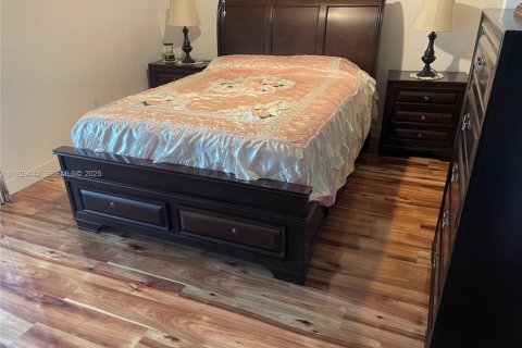 Купить кондоминиум в Майами-Гарденс, Флорида 1 спальня, 77.67м2, № 1987777 - фото 15