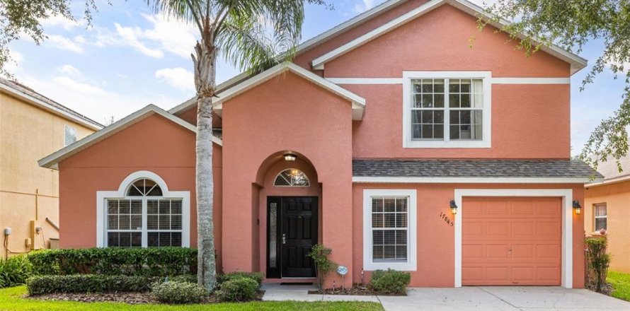 Villa ou maison à Clermont, Floride 5 chambres, 212 m2 № 2314101