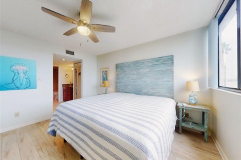 Condo in Cape Canaveral, Florida, 2 bedrooms  № 1560403 - photo 20